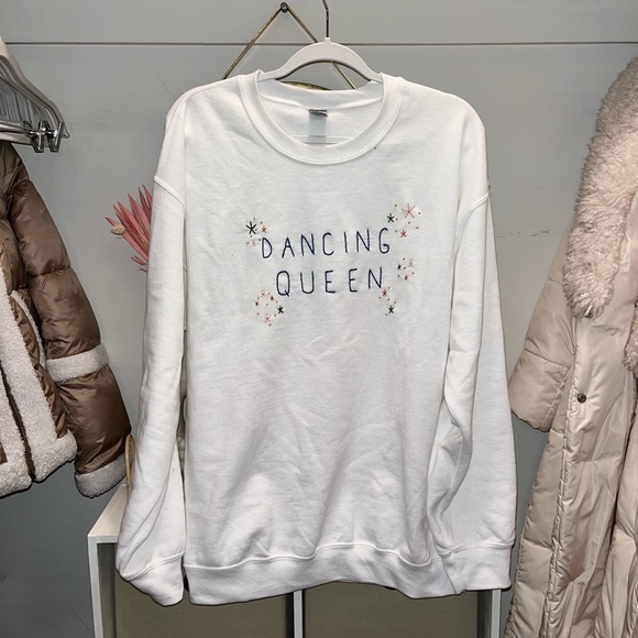 Tops - Dancing Queen Sweatshirt